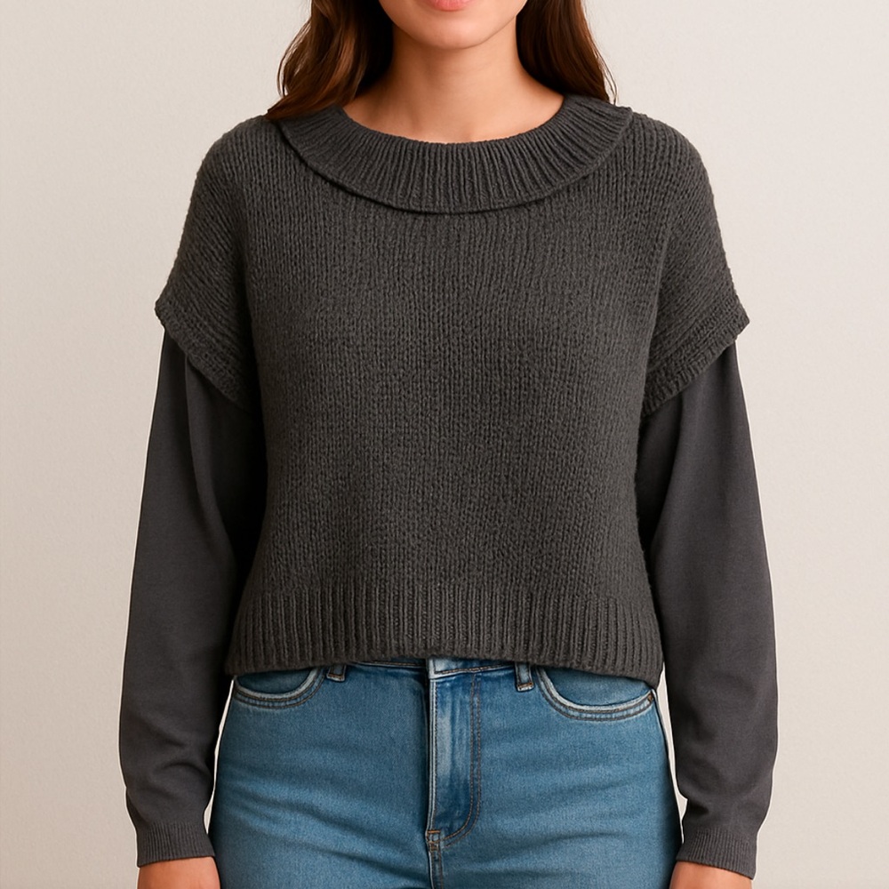 Free People Oversized slouchy Mock Neck Cable Knit Sweater Size Medium